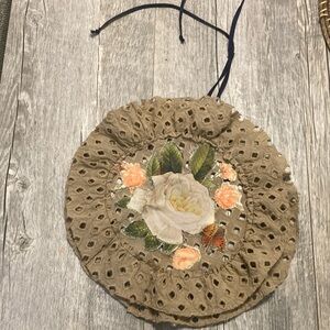 Floral Lace Jabot- Beige and Green